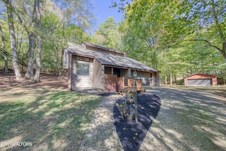 4311 Deer Run Dr, Louisville, TN 37777