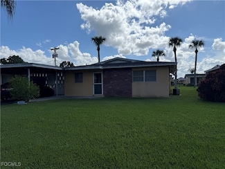2210 E 6th St, Lehigh Acres, FL 33936