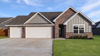 15811 E 75th Place N, Owasso, OK 74055