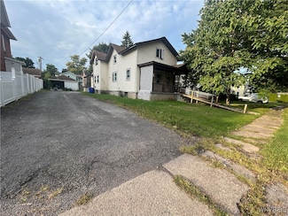 515 N Academy St, Medina, NY 14103