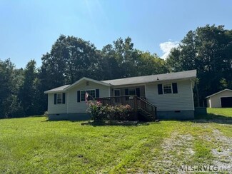 225 James Edward Dr, Roanoke Rapids, NC 27870
