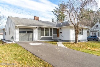11 Elwood Rd, Delmar, NY 12054