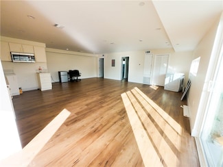 6628 Camellia Ave Unit 6630 1/2, North Hollywood, CA 91606