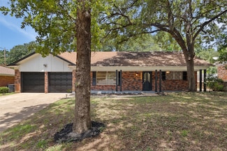 7317 Madeira Dr, Fort Worth, TX 76112