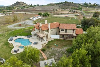 38405 Avenida la Cresta, Murrieta, CA 92562
