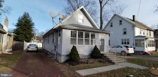 1024 Mount Holly Rd, Beverly, NJ 08010