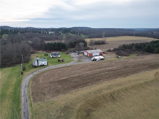 121 Powell Rd, Butler, PA 16002