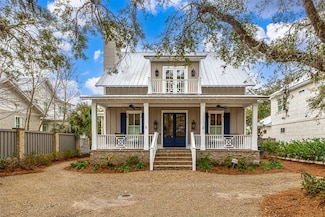 303 Neptune Rd, Saint Simons Island, GA 31522