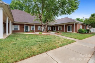 7138 Somerset Springs Dr Unit E, Charlotte, NC 28262