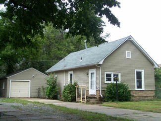 1835 N Payne Ave, Wichita, KS 67203