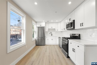 136 Elm St Unit 603, Newark, NJ 07105