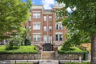 606 Kentucky Ave SE Unit A, Washington, DC 20003