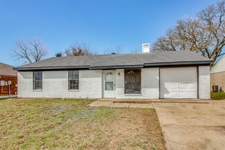 4709 Kristie Dr, Balch Springs, TX 75180