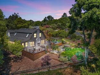 995 Old Farm Ln, Aptos, CA 95003