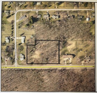 331 Morgan Rd E, Battle Creek, MI 49037