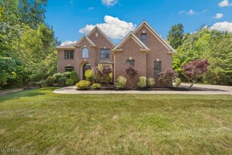 17478 Waterbridge Dr, North Royalton, OH 44133