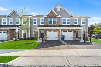 56 Owen Ct, Franklin Township, NJ 08873