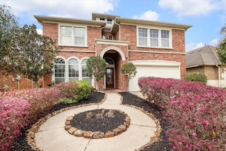 2088 Silverthorn Ln, Kemah, TX 77565