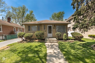 874 S Fairfield Ave, Elmhurst, IL 60126