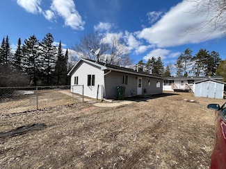 101 E 45th St, Hibbing, MN 55746