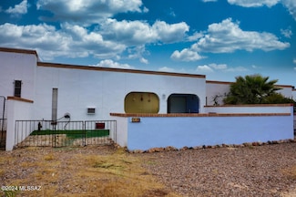 229 N Tracy Rd, Pearce, AZ 85625