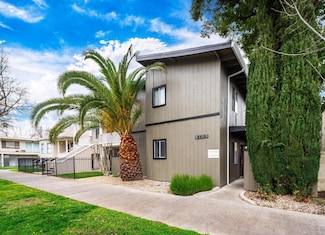2219 P St, Sacramento, CA 95816
