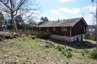 27466 Redbud Ln, Eagle Rock, MO 65641