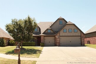 10528 N 117th East Ave, Owasso, OK 74055