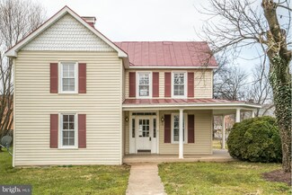 106 N Franklin St, Remington, VA 22734