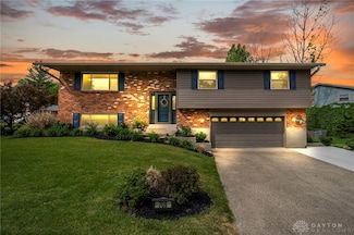 705 Nottingham Place, Miamisburg, OH 45342