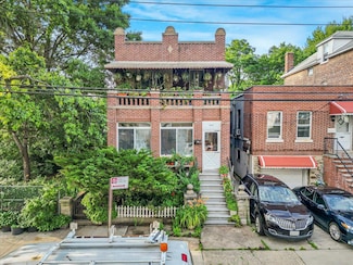903 Arnow Ave, Bronx, NY 10469