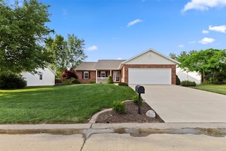 629 Hartman Ln, Waterloo, IL 62298