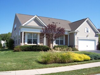 8 Rosecliff Dr, Jackson, NJ 08527