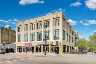 1215 W Gunnison St Unit 205, Chicago, IL 60640