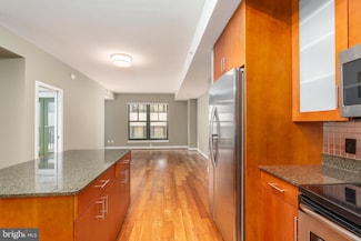 910 M St NW Unit 708, Washington, DC 20001