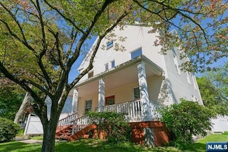 332 Closter Dock Rd Unit 1, Closter, NJ 07624