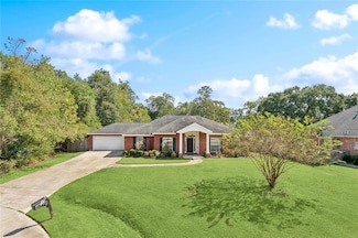 13 Minter Dr, Mandeville, LA 70471