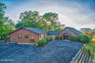 170 Showplace Blvd, Pigeon Forge, TN 37863