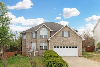 233 Briarcotes Cir, La Vergne, TN 37086