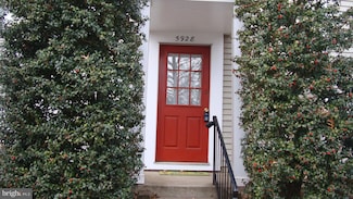5928 Havener House Way, Centreville, VA 20120