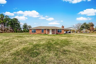 57 Trail Ridge Rd, Huntsville, TX 77320