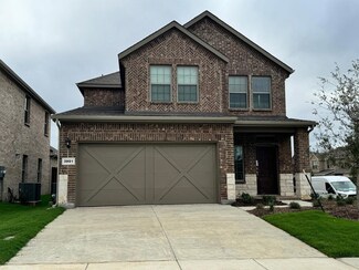 3901 Lyndhurst Ave, Little Elm, TX 75068