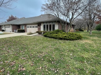 104 River Run Dr, St. Anne, IL 60964