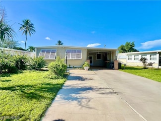 13 Cannes Dr, Naples, FL 34112