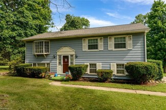 3265 Lullaby Ln, Clinton, OH 44216