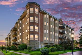 100 W Roosevelt Ave Unit 309, Bensenville, IL 60106
