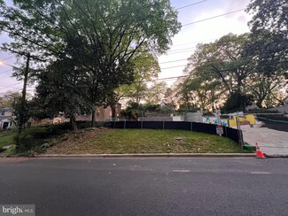 2250 48th St NW, Washington, DC 20007