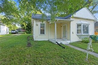 816 Chestnut St, Osawatomie, KS 66064