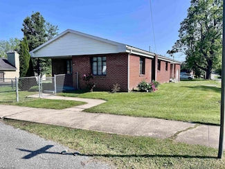 600 Wilson St, Elkins, WV 26241