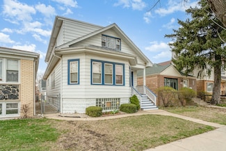 5438 N Nagle Ave, Chicago, IL 60630